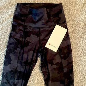 Lululemon Fast & Free HR tight 25”. NWT